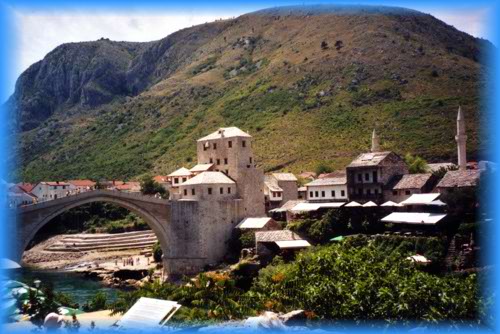 Blick auf Brücke von Mostar